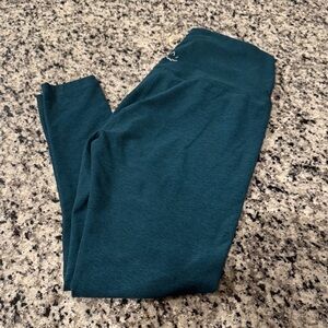 Beyond Yoga Caught in the Midi Legging